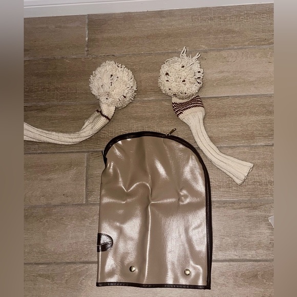 Vintage Burberrys Leather Golf Bag. - Picture 10 of 11